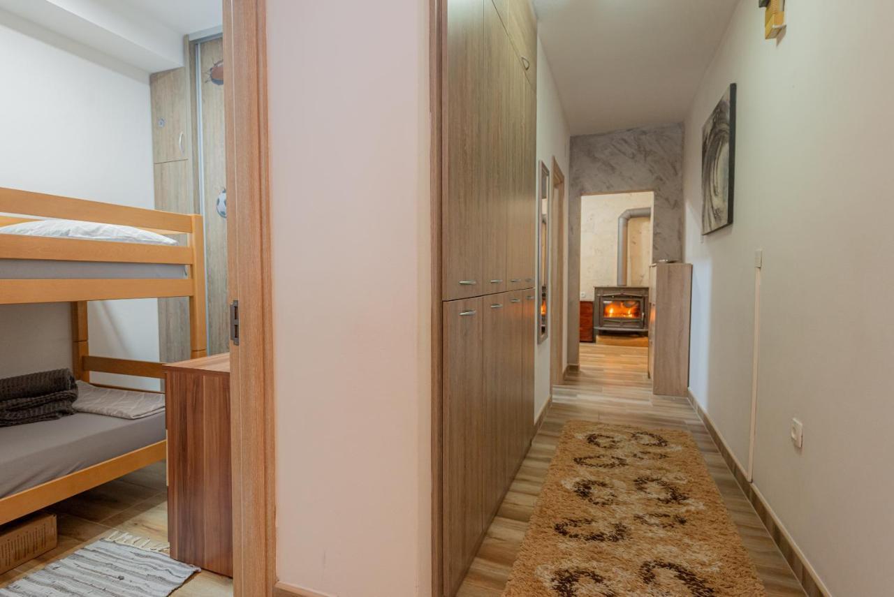 Sea Front 171 Apartment โกตอร์ ภายนอก รูปภาพ